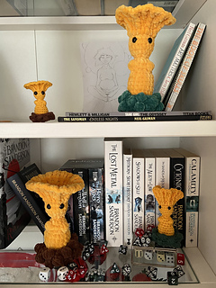 Displayable cuties