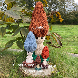 Different sizes are possible, but let it be known that super bulky yarn is best!