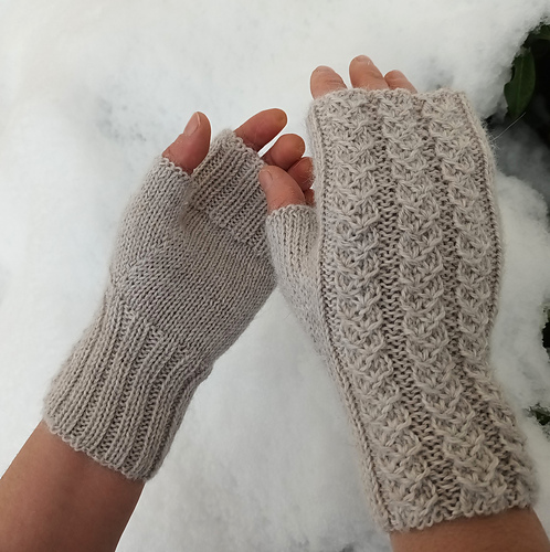 Fingerless Textured Mittens