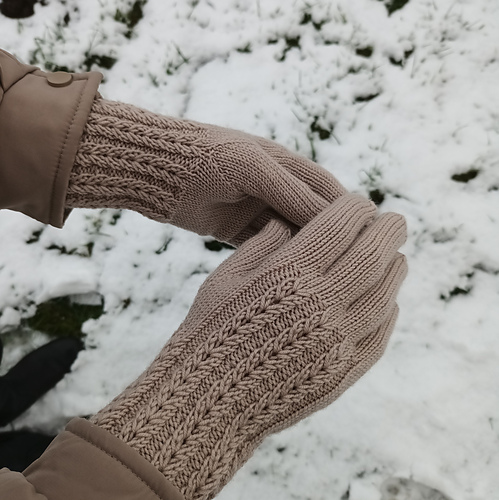 Textured Stitch Gloves