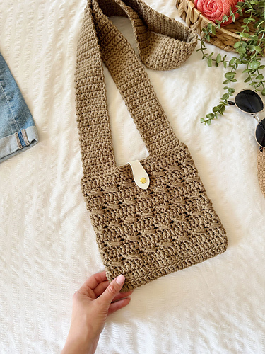 Coco Cross Body Bag photo 5