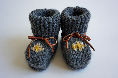 Ravelry: The Henry Moccasins pattern by Hayley Rigali
