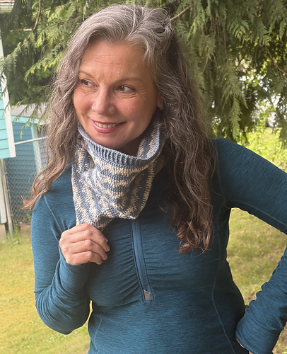 Soundwaves Cowl