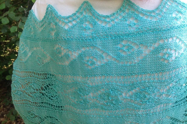 Roxanne Shawl by Heddi Craft Roxanne Shawl by Heddi Craft