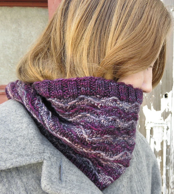 Tempo Cowl by Heddi Craft Tempo Cowl by Heddi Craft