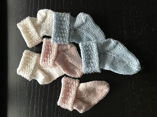 Baby labber med perler - Helen Dragseth