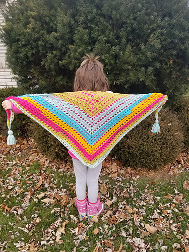 Ravelry: Weekend Blanket Wrap pattern by Salena Baca