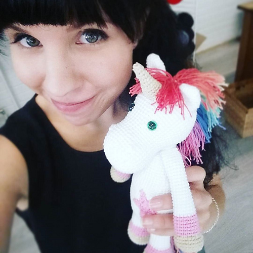 Emmie Eenhoorn (modifikasjon) - hippusia