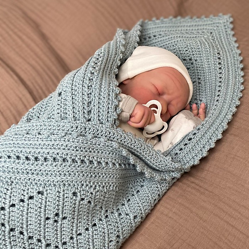 Ravelry Lux Bamboo Baby Blanket pattern by Tine Sommer Hansen