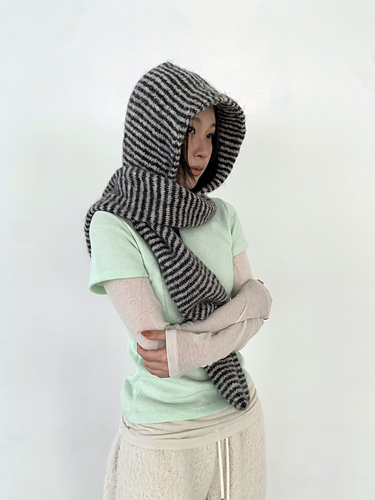 Ravelry: Willie Hood Scarf pattern by ttoknit Hong