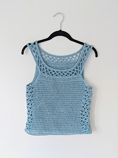 Ravelry: Hepatica Granny Top pattern by Anna Erlandsson