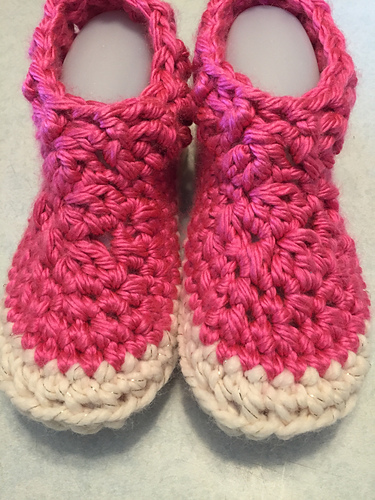 Cloud 9 Slippers photo 7