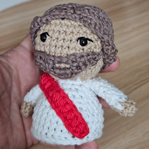 Jesus Mini dukke amigurumi - Hope Art in crochet