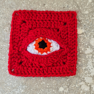 Crochet Eyeball With Eyelid Pattern: Eye Granny Square, Evil Eye Crochet, Ugly & Weird Pattern, Whimsical, Alien Crochet, Eye Appliqué, Halloween Crochet.
