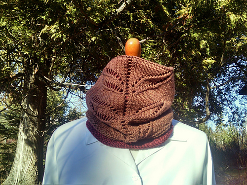 Ravelry: Leafmotif pattern by Susan Ashcroft