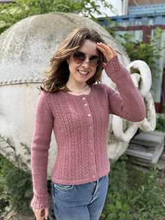 Round Neck Lacy Cable Cardigan