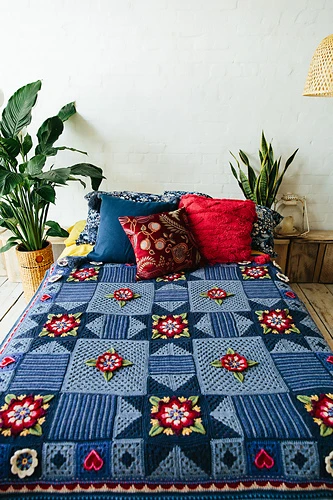 Indigo Dreams crochet pattern by Janie Crow