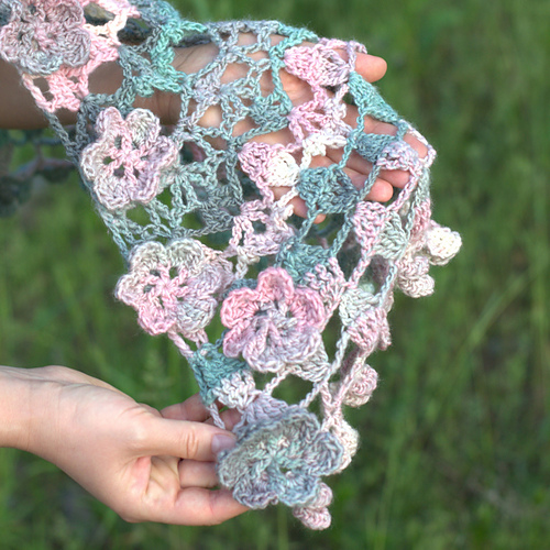 Romance Shawl photo 3