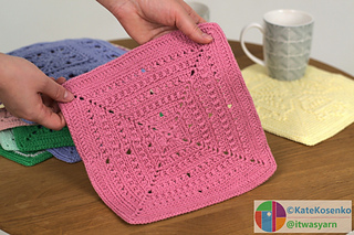 Relaxing crochet pattern with a beautiful textured design.
