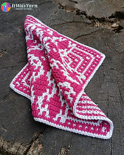 Resonance crochet square draped in soft folds.