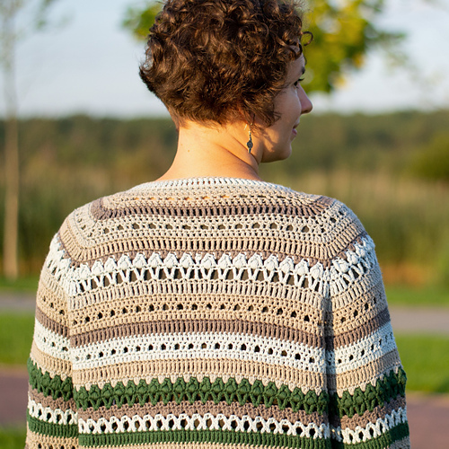 Debby cardigan photo 2