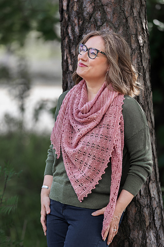 Ravelry: Rose Petals pattern by Janina Kallio