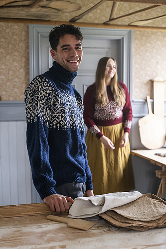 Orion - sweater photo 5