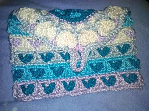 Heart clutch photo 2