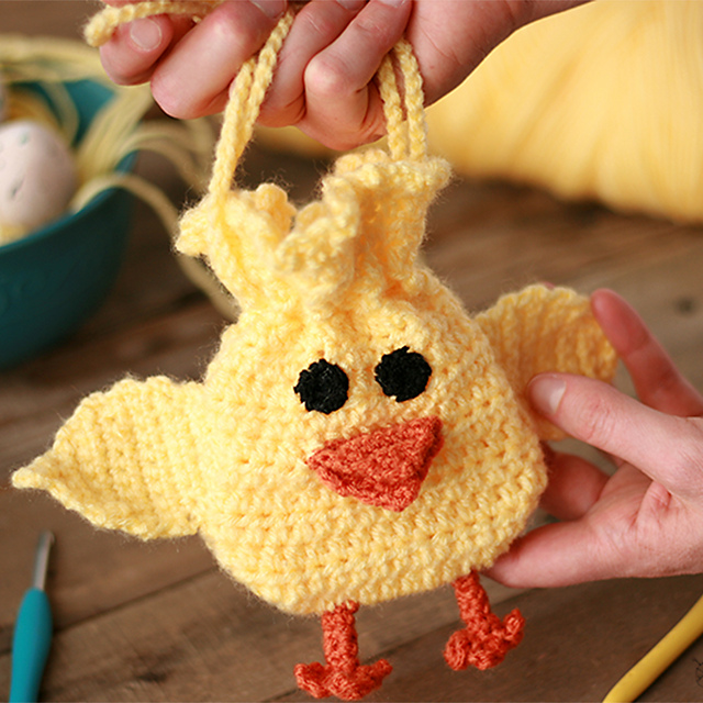 85 Free Crochet Farm Animals Patterns 58 Spring Chick Drawstring Bag Crochet Pattern