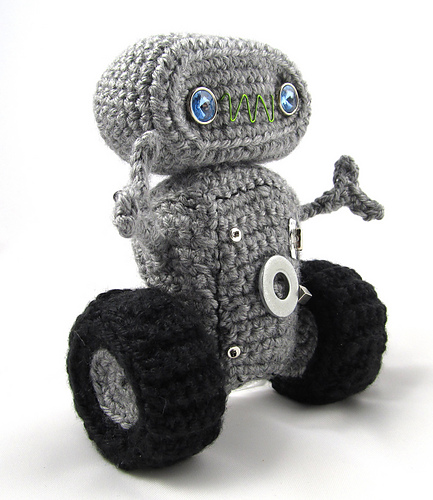 Cuddly Robot photo 4
