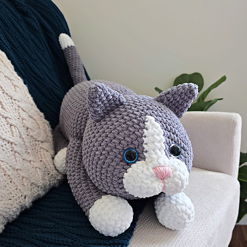 Millie the Crochet Cat
