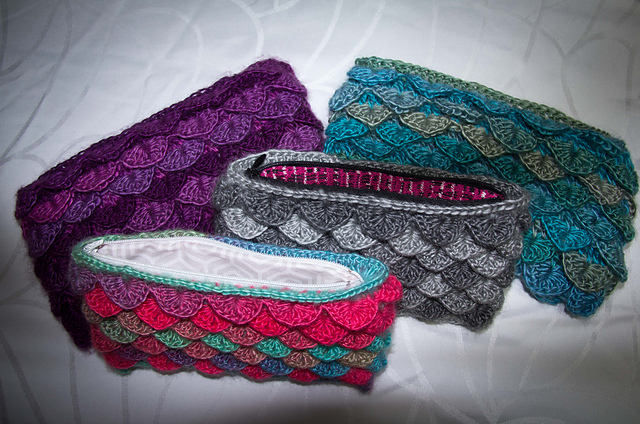 Crochet Crocodile Stitch Clutch