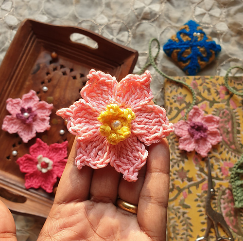 Meadow Rosette Applique