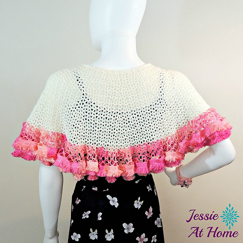 Winter White Sashay Capelet photo 2
