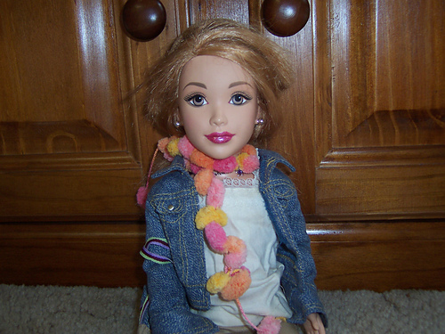 EASY crochet Barbie/Teen Trend Snowball Scarf photo 2