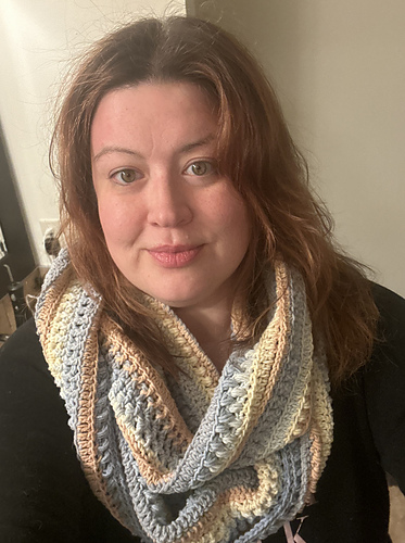 Sea Breeze Infinity Scarf photo 2