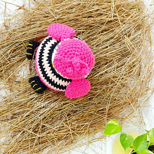 Ravelry: Roly Poly Penguin pattern by Joy PhamSontakke