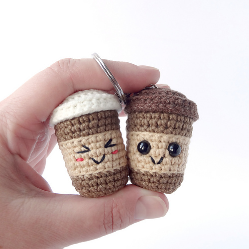 Kaffekopp nøkkelringen - Yuliia Matiienko