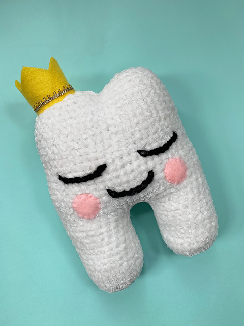 Ravelry Crochet Velvet Tooth Fairy Pillow Pattern By Julia Madill
