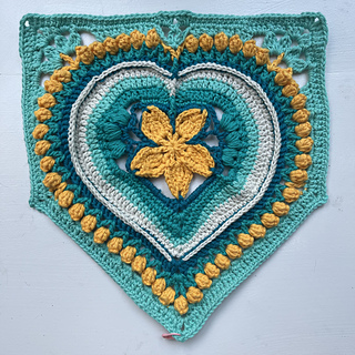 Heart House gauge motif