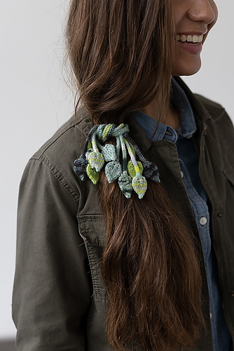 Dogwood Leaf Hair Ties photo 1