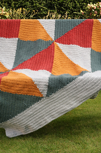 Kaleidoskop Chunky Teppe - Knitting with Chopsticks