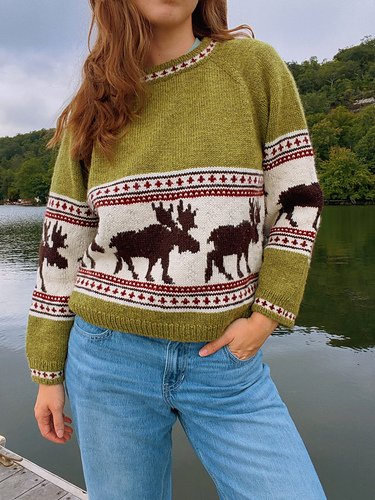 Moose Raglan