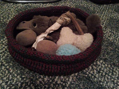 Doggie Toy Round Basket photo 1