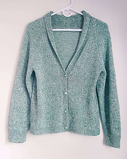 Lisbet Cardigan
pattern and design by 
Karen Vølund Fechter
September 2020