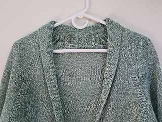 Lisbet Cardigan
pattern and design by 
Karen Vølund Fechter
September 2020