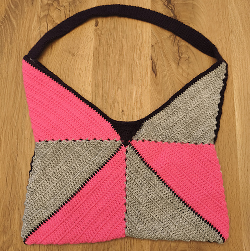 Granny Square Triangles Bag