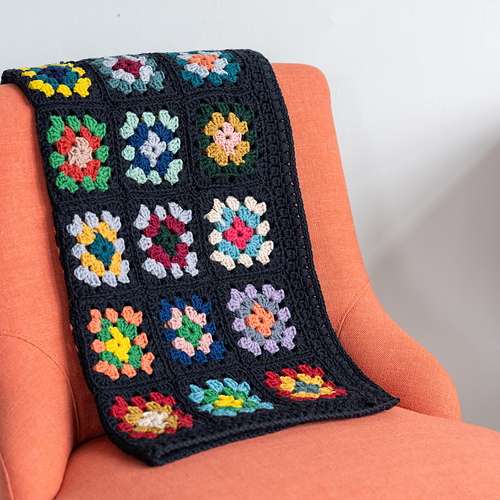 Granny Square Blanket photo 3