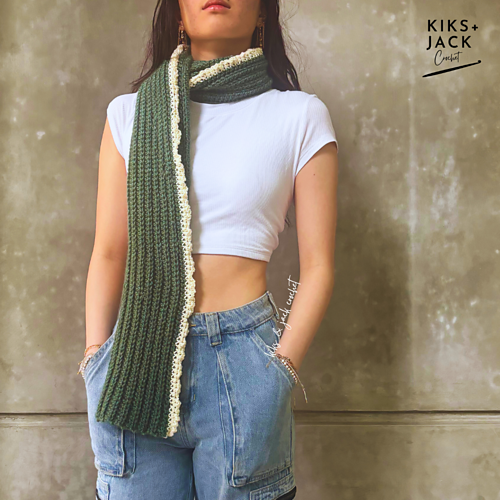 Quick & Easy Basic Crochet Scarf photo 1