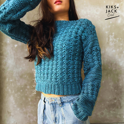 Crew Neck Cropped Crochet Sweater photo 3
